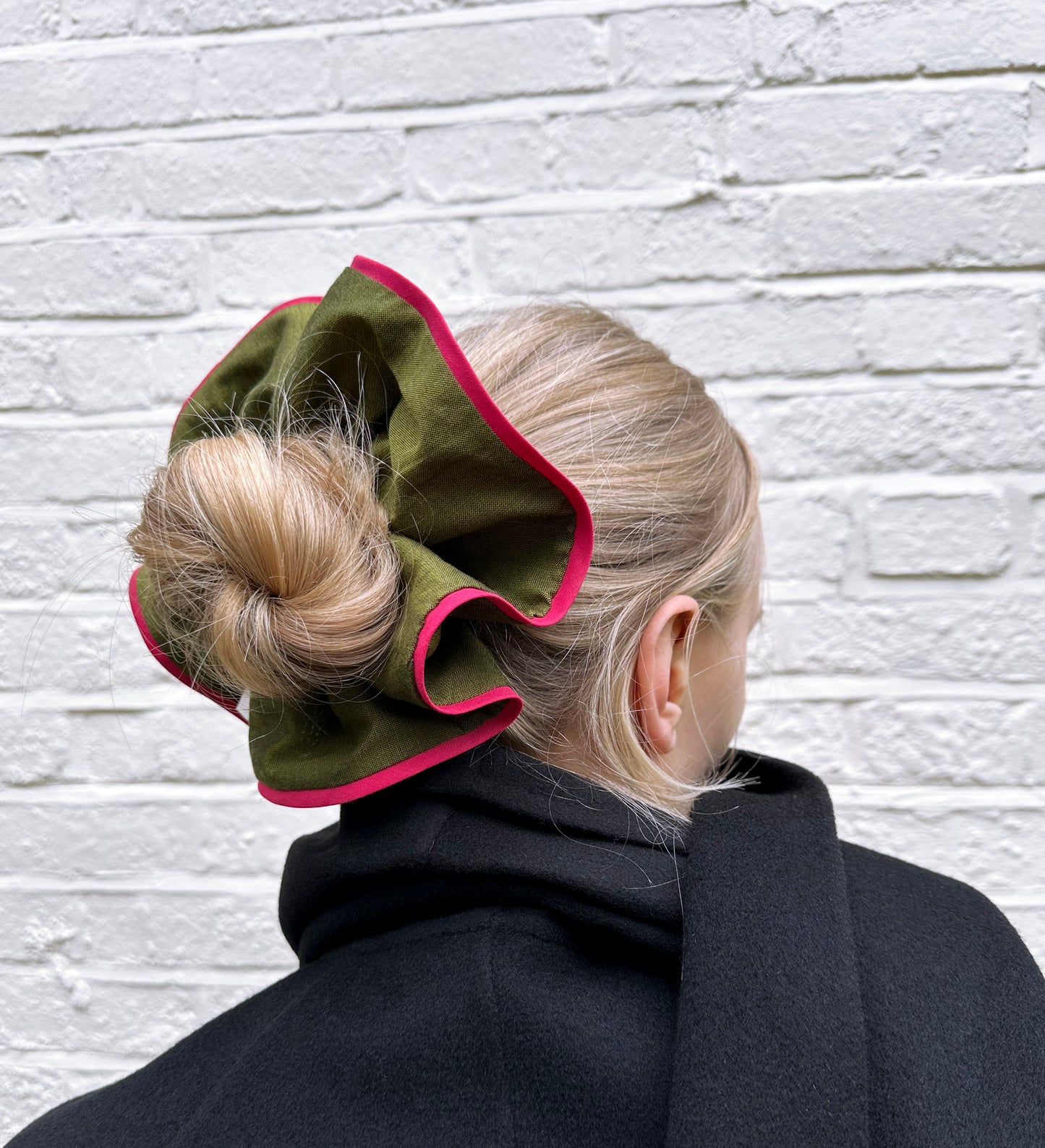 Hibiscus Scrunchie - Khaki